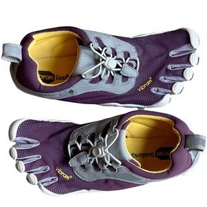 VIBRAM FiveFingers “Bikila LS”